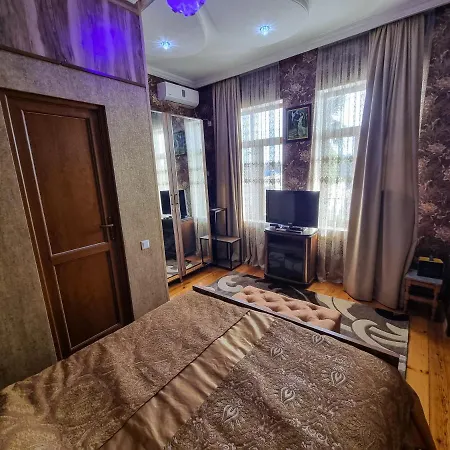 Хостел Sadu Кутаиси Экстерьер фото