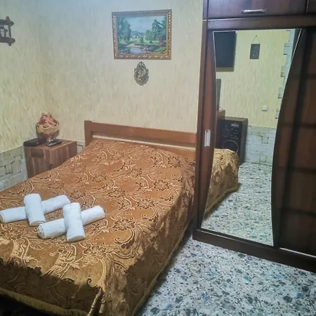 Хостел Sadu Кутаиси Экстерьер фото