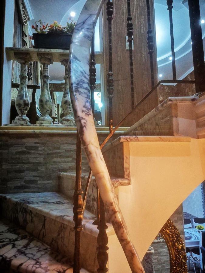Sadu Хостел *